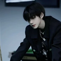 Lục Vũ Cảnh Phong/Karwyn