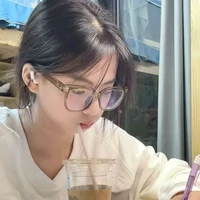 TÁC GIẢ chăm chỉ