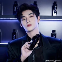 Hùng Hoàng Huỳnh