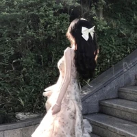 Tần Nhã Hy