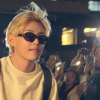 Kim Taehyung | anh