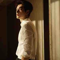 Nhật Lâm - cánh tay phải của anh 