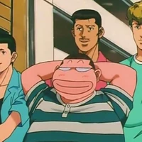 4 anh đàn em của H