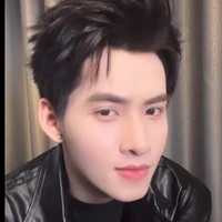 HÙNG HUỲNH