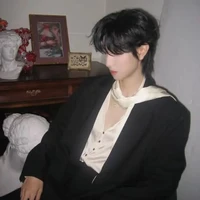 Đồng Vũ Khôn_K