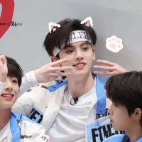 Tả Hàng_ bé