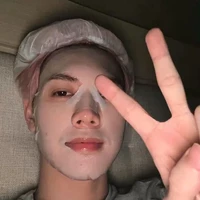 trợ lý ✩