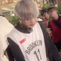 Tg viết truyện zở dayy ~