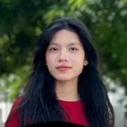 Nguyễn Thị Kiều Y( bé lũng )