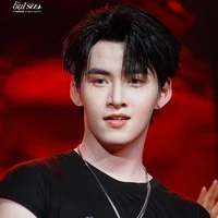 Hoàng Hùng