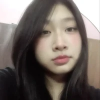 xu iu em