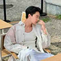 Dew (Jirawat Sutivanichsak)