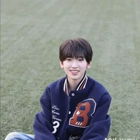 Tả Kỳ Hàm-cậu