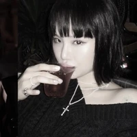 Miu Lê(Ánh Nhật)