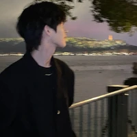 Tư Hoàng