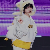 Trương Hàm Thụy.