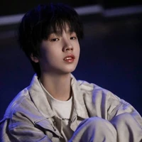 Nhiếp Vĩ Thần
