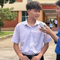 Tkhang (lúc đi học)