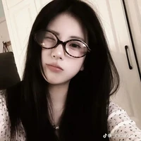 Hoàng Thùy Ngân