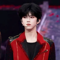Trương Hàm Thuỵ_y_