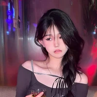 Hoàng Thư Anh ( Thư kí mới của Nhật Huy