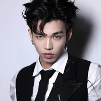 Thế Vĩ