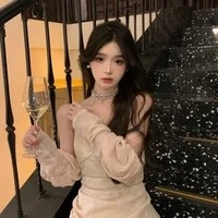 Tạ Uyên Thanh _ Sally