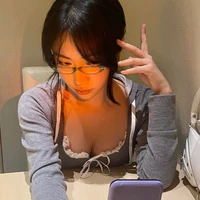 Khương Hoàn Mỹ ( Cam)