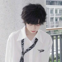 Trần Dịch Hằng_H