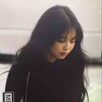 Kim Jennie (em)