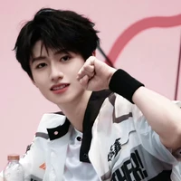 ZhuZhiXin_em