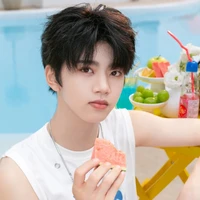 Trương Hàm Thụy(cô)