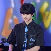 Trương Hàm Thụy