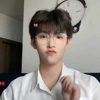 Huỳnh Hoàng Hùng(Hùng Huỳnh)