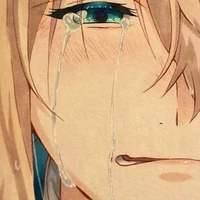 Hoàng Hà Thanh Thư // em duy ak heo