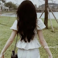 Hạ Nhật Minh ( mẹ anh )