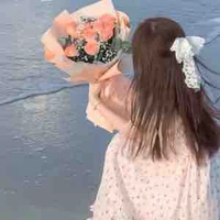 Vương Ý Nhi-Con gái bà ta