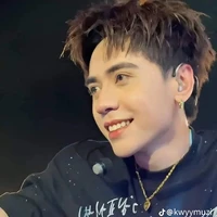 Quang Hung(Em)