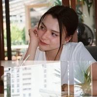 Becky Armstrong Nàng