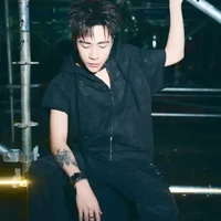 Lê Quang hùng (003)