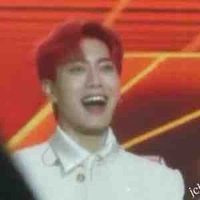 Thái Lê Minh Hiếu (_hieu_hihi)