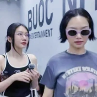nhỏ t/g bị khùn