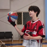 Trần Dịch Hằng _tử tử