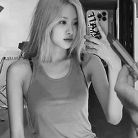 Park Chaeyoung [ chị ]