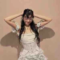 Nguyễn Linh Chi • Chi Xê