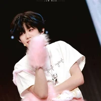 Trần Dịch Hằng_cậu_