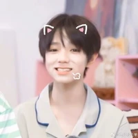 Vương Lỗ Kiêt hồi bé