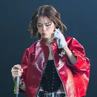Emi ( cô )