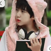 Hạ Tuần Lâm-lúc nhỏ