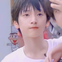 Nghiêm Hạo Tường -lúc nhỏ